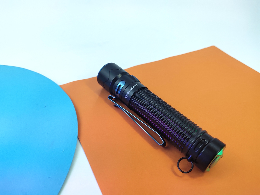 双按键EDC战术手电 方便快捷为你照亮整个世界