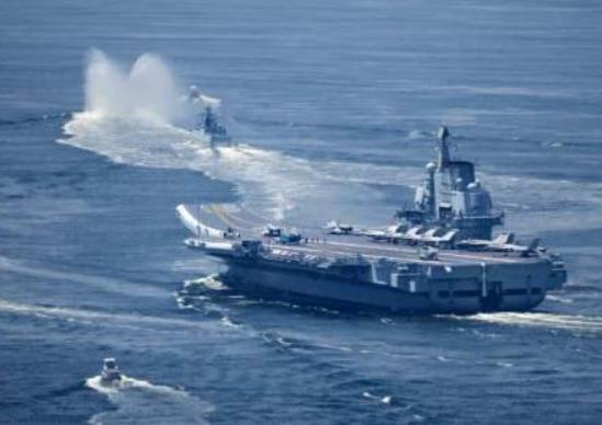 经济不堪重负，美国2艘航母被迫退役？原来这才