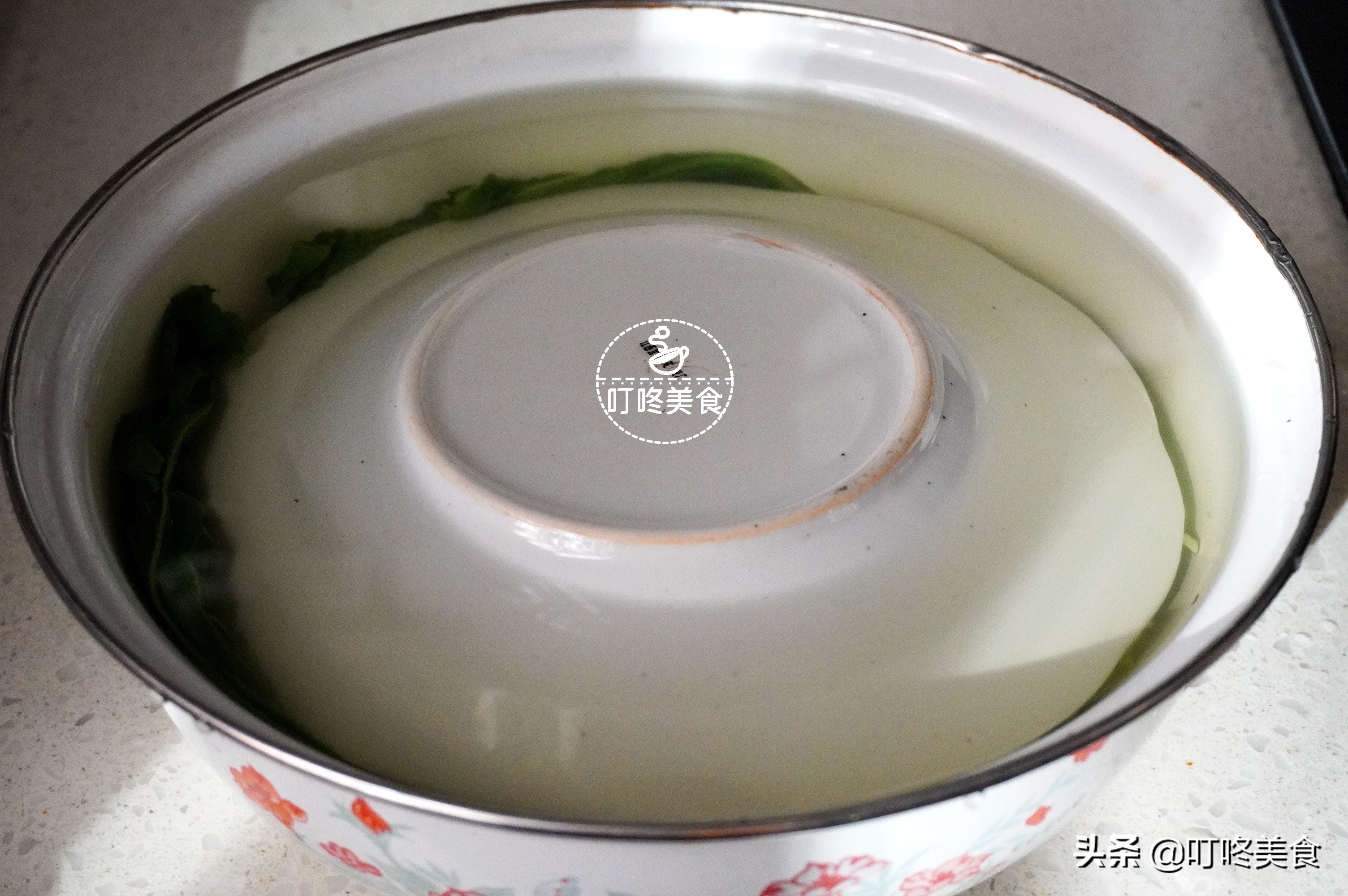 醃酸菜，別只會加鹽醃了，牢記3個關鍵，酸菜又酸又脆，放久不爛