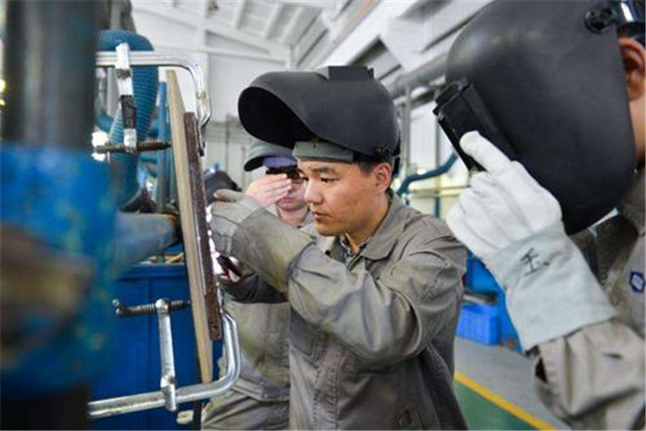 被法国“卡脖子”的殷瓦钢，中国仅花4年自研成功！美国也不会造