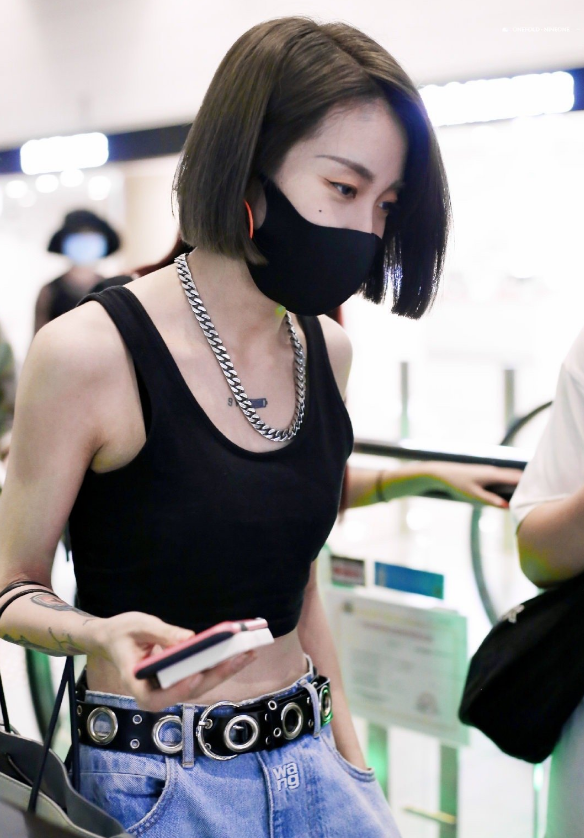 THE9成团后首次聚餐，看到她们都吃的啥，网友感