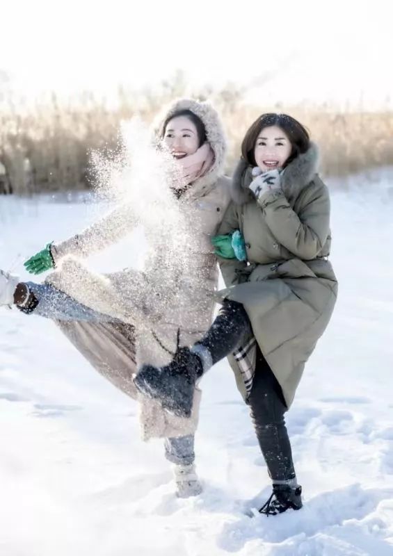 Such winter is really beautiful! You also can try so pat