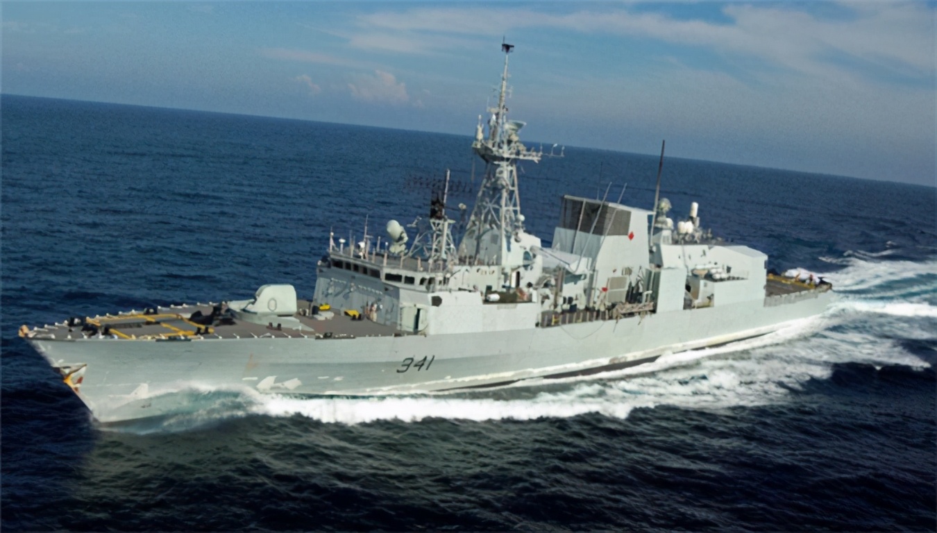 国际驰名双标，加拿大军舰可以来南海，但不准中国在北极开展活动