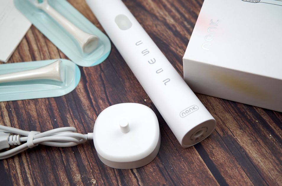 电动牙刷是智商税？你out了！让南卡声波电动牙刷拯救你的牙齿