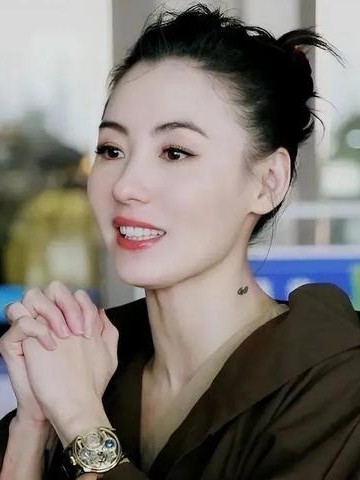 张柏芝三儿子完美遗传妈好颜值，不输两个哥哥