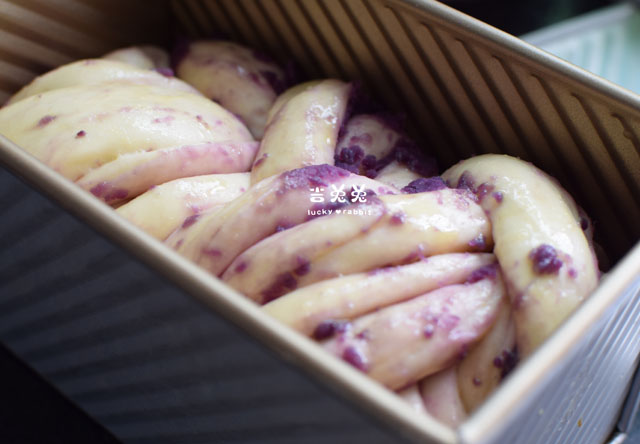 紫薯牛奶吐司的做法，省时省力，当早餐营养美味，每天多睡十分钟