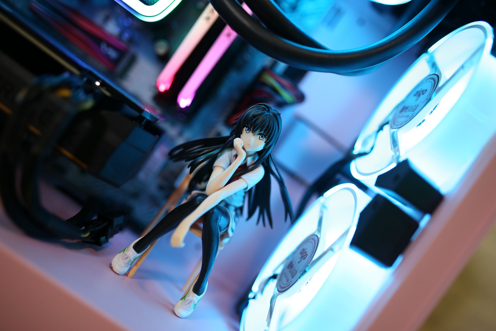 粉色机箱有喜欢的吗？YOGO M2猫抓粉女友爱不释手