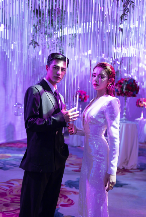 ��������Ⱥ�̺�����������������ǰ�������ε������ֳ���̫����