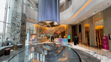 骚气的成都W酒店，潮爆装修大法值得品