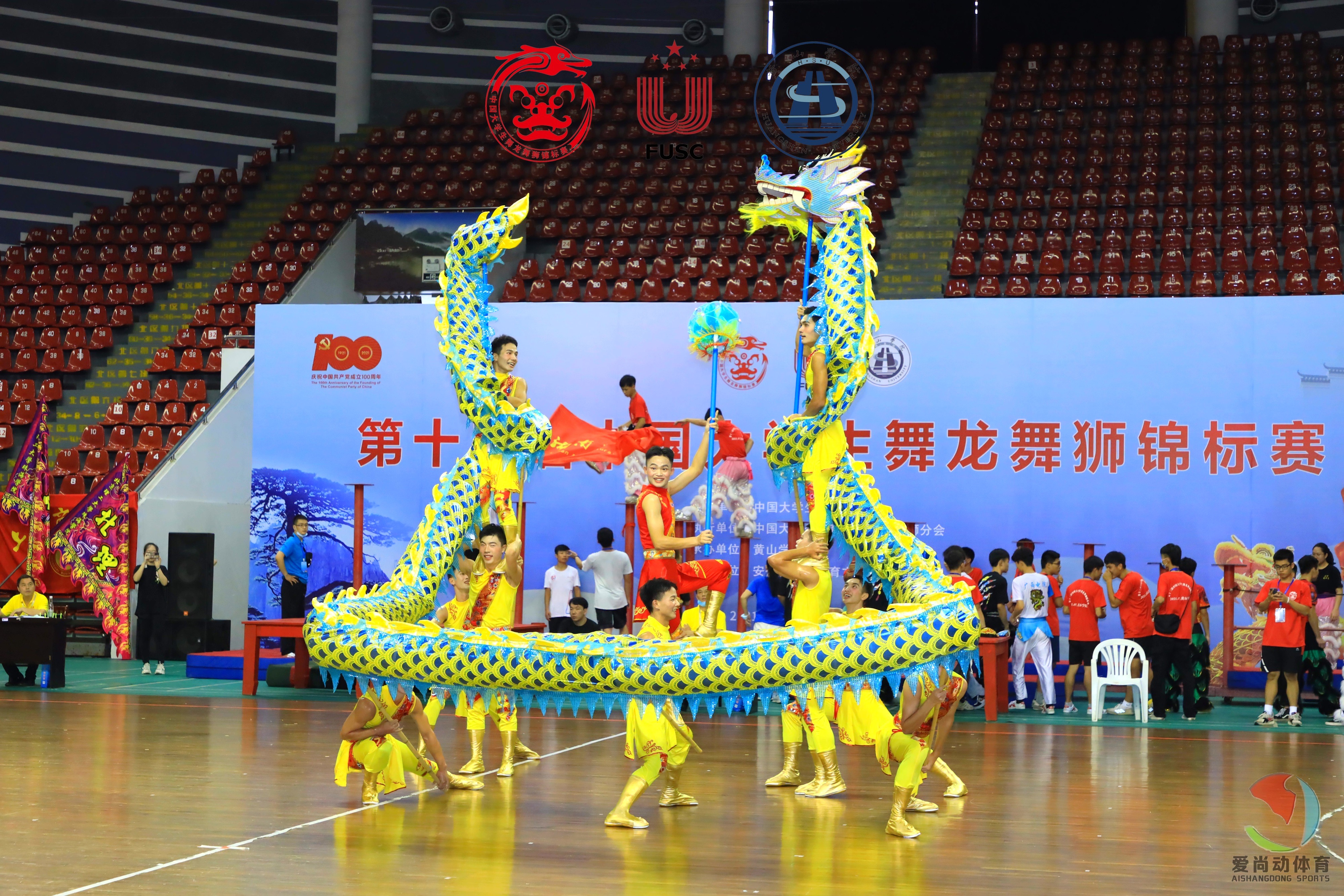 湖南农业大学舞龙队在第十三届中国大学生舞龙舞狮锦标赛上夺冠