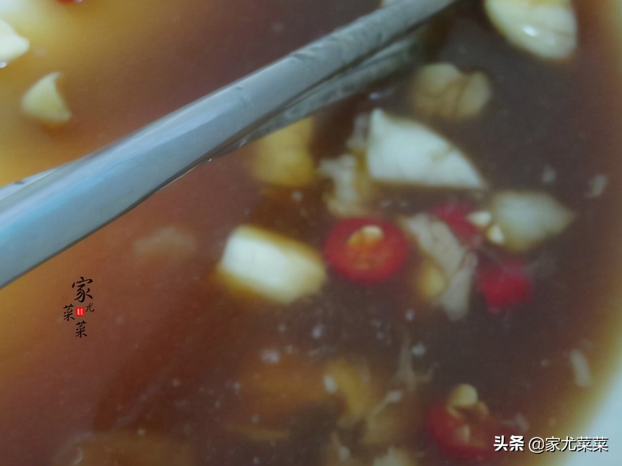 入秋后，羊肉牛肉靠边站，多给孩子吃鸡肉，16块一斤，这样吃最香