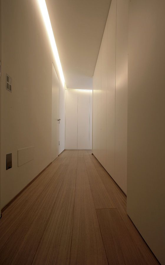 家里一个主灯都不装，全靠走廊一条灯带做照明，效果确实上档次
