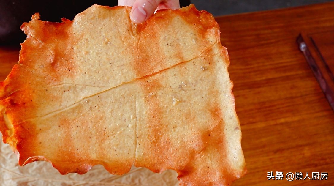 健身的人最爱鸡胸肉，教你新做法，比薯片还脆，别错过