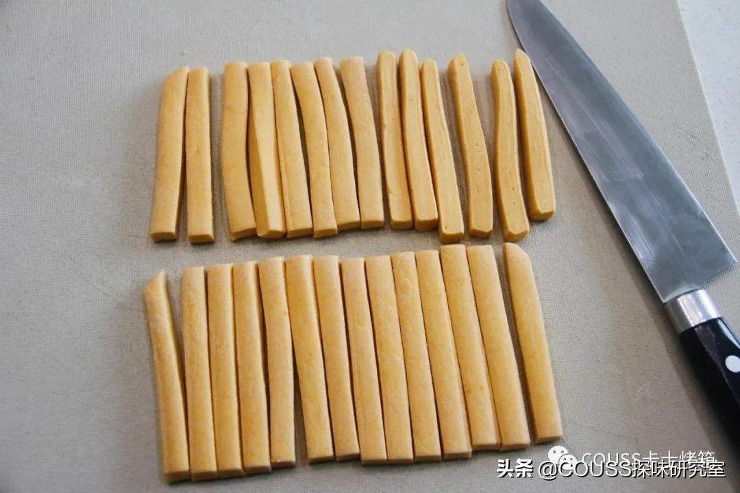宝妈可以做什么烘焙类辅食?溶豆、磨牙棒、大米米饼了解一下哦