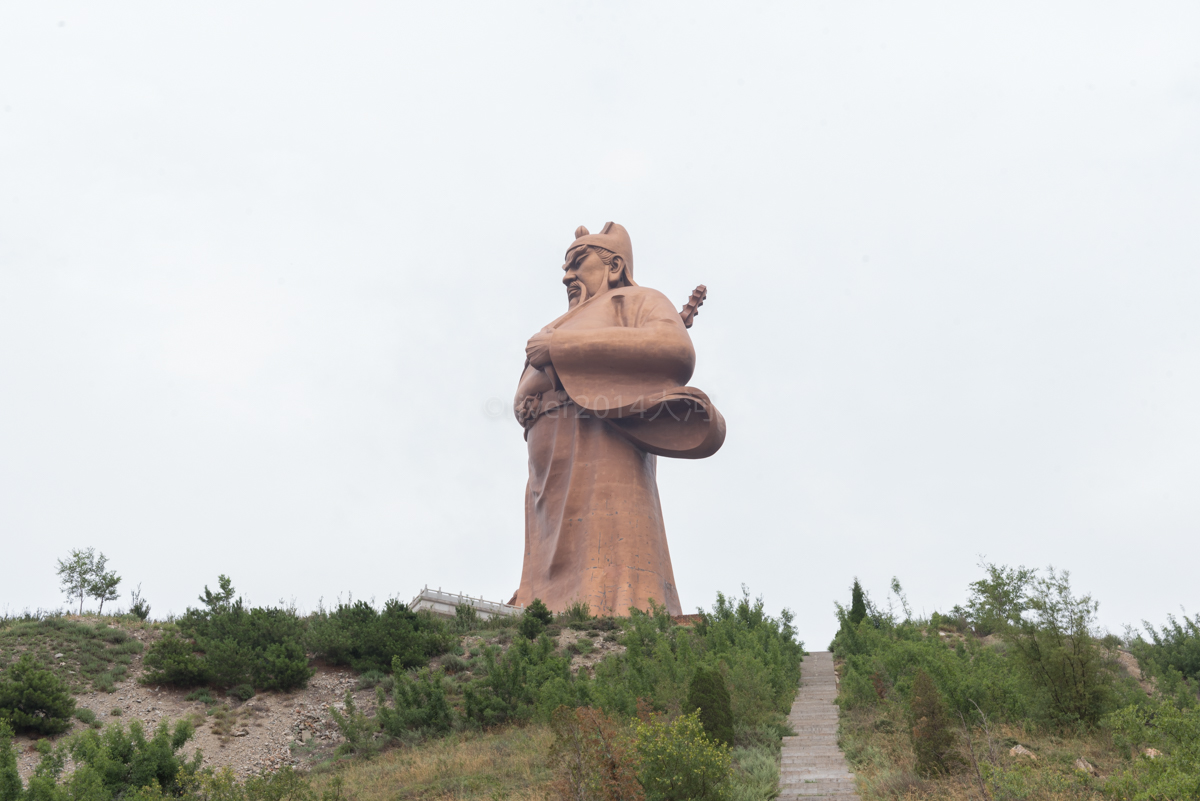 关羽就出生在山西这个村子，建起世界最高关公像成了旅游景点