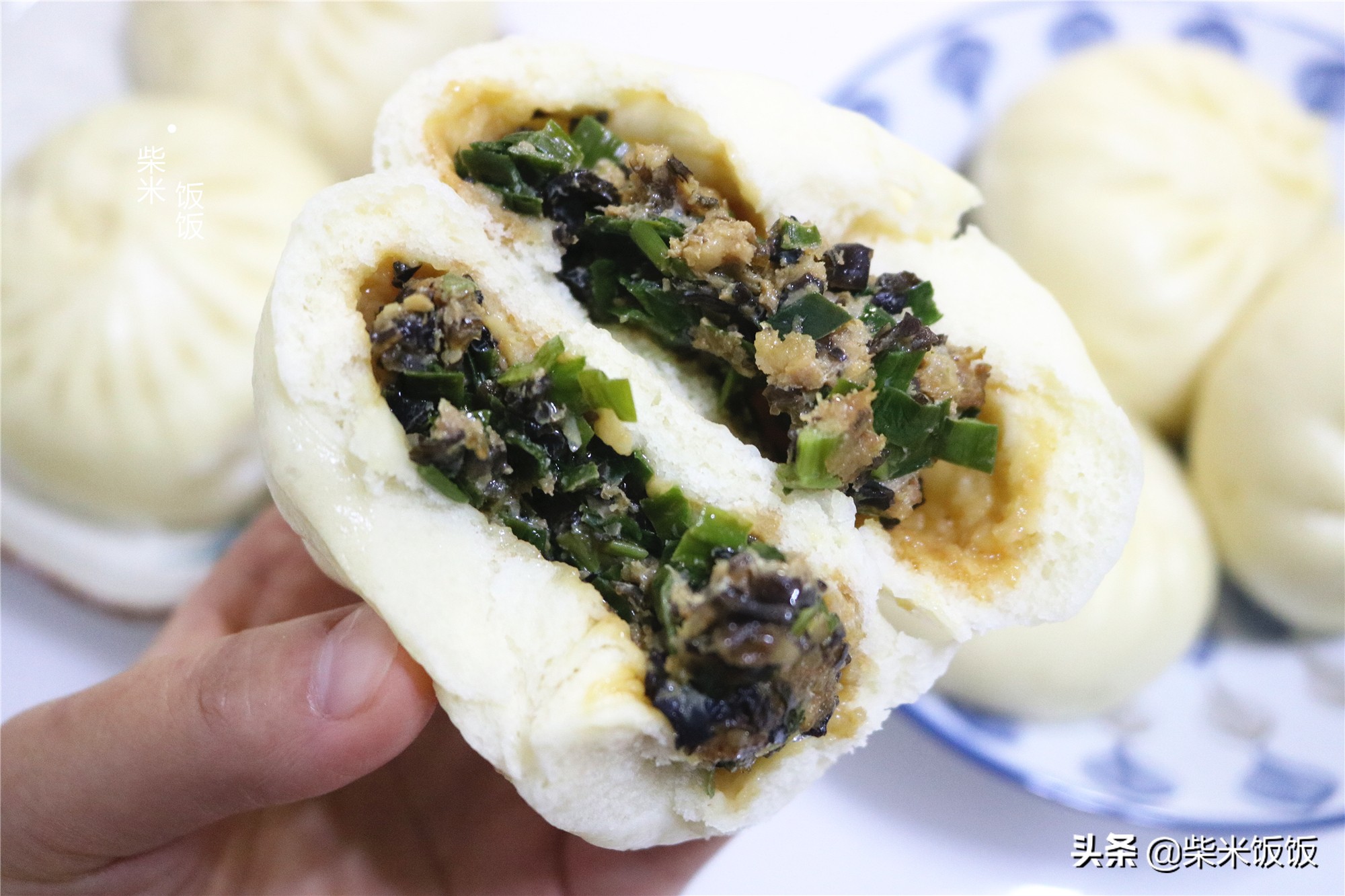 這包子太香了，三種食材做餡，春天新鮮好味道，現在吃正當時