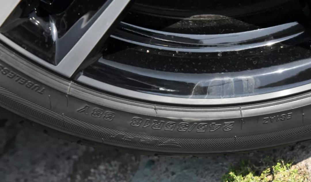 小众之选，这台宝马无框双门轿跑车居然不到30万