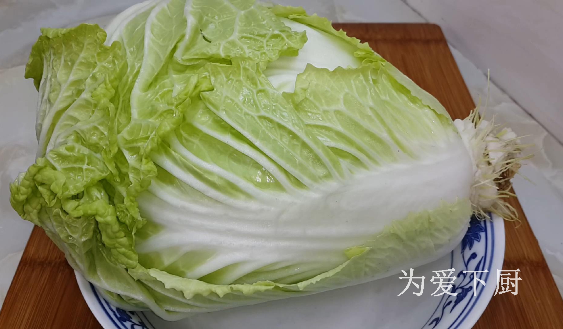 冬天白菜別燉著吃了，鍋裡烙一烙，比包子餃子還香，真的非常好吃