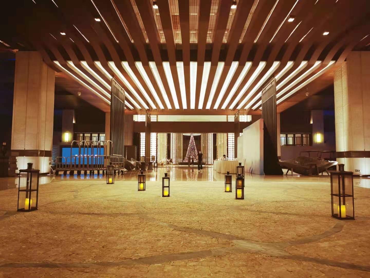 三亚旅行，海棠湾藏着的法兰西秘境，享受悠闲慢生活