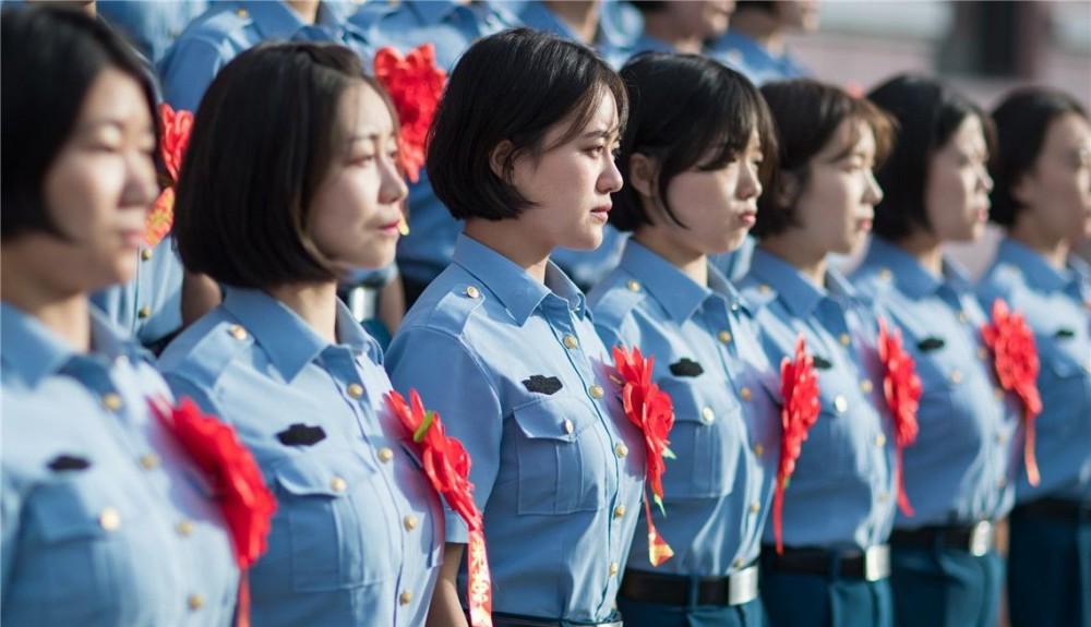 活该，兵贩子诈骗2万被判1年！提醒：现在当兵不花钱