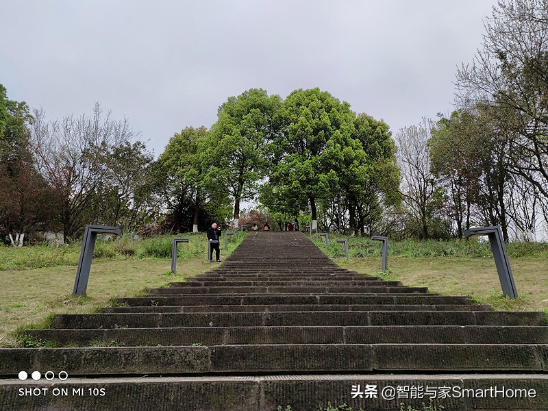 是手机也是“掌上影院”小米10S上手体验
