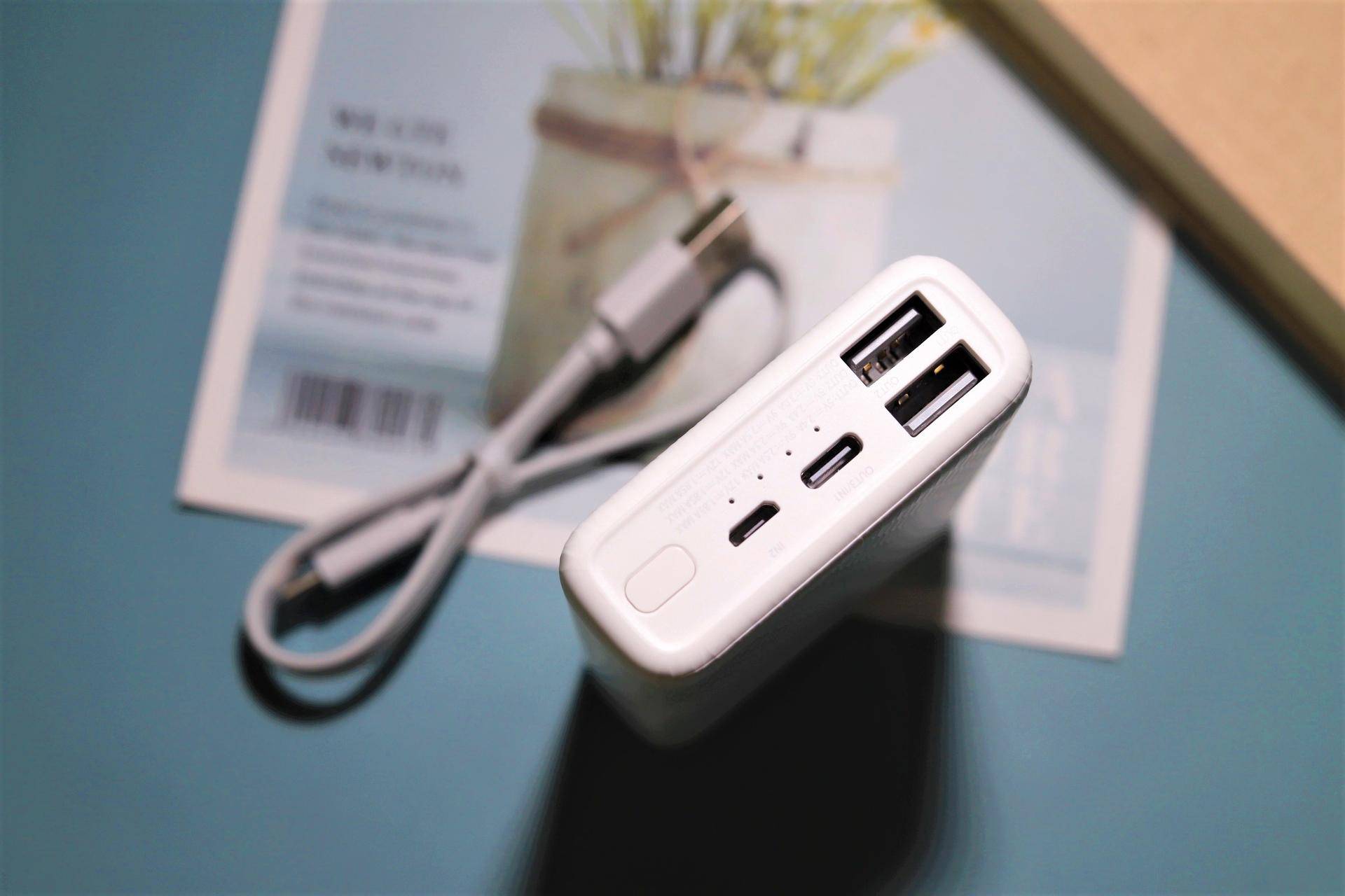 小体积大能量——ZMI双向快充移动电源MINI使用体验分享