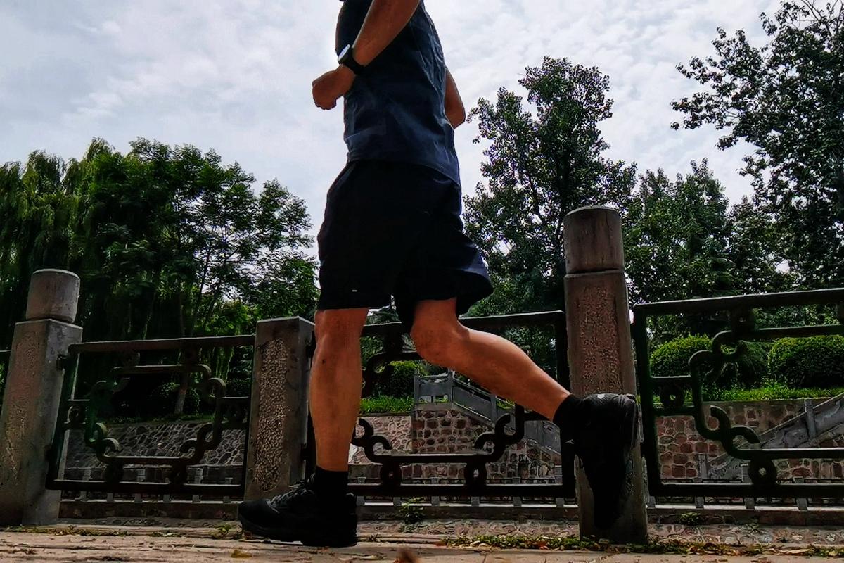 城市户外终极选择，咕咚智能运动手表X3-RE