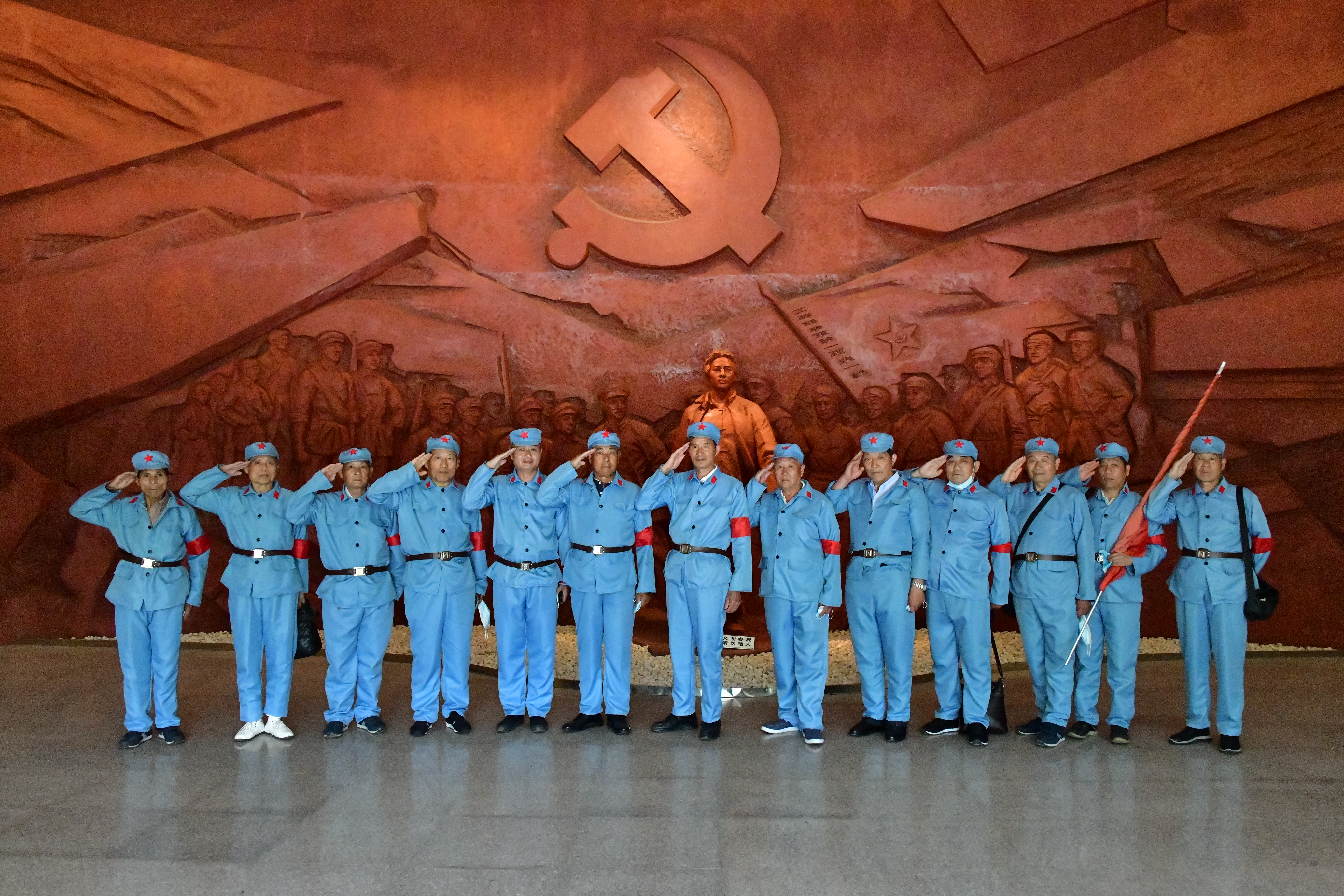 光大党的优良传统，苏州古稀老兵重访红色革命根据地
