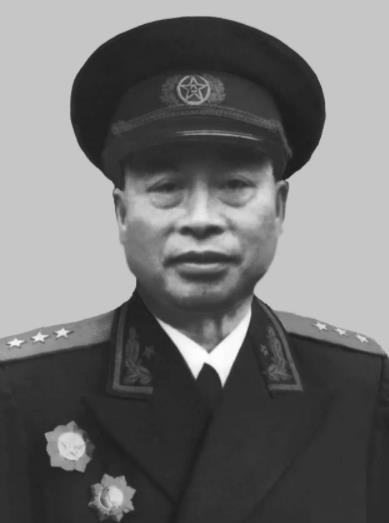 女红军与丈夫分别后，被敌人卖给地主，26年后才知前夫成开国上将