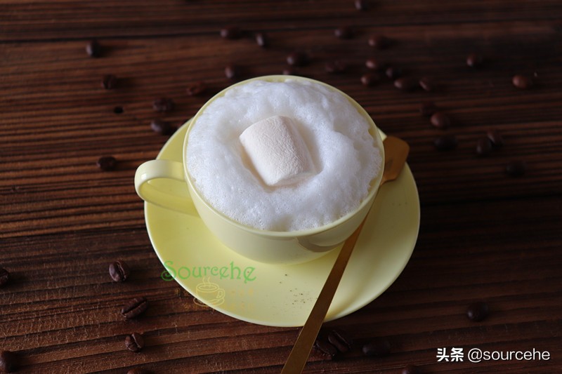 冬日下午茶，一杯熱乎乎的棉花糖咖啡，暖暖得很愜意，做法簡單