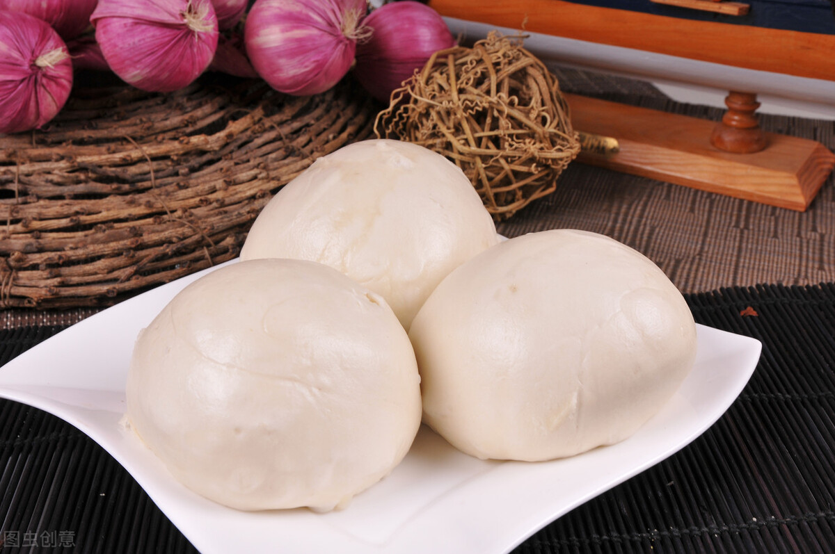 ���췢������ͷ����Ҫֻ��Ž�ĸ��������ȷ��������ͷ����������