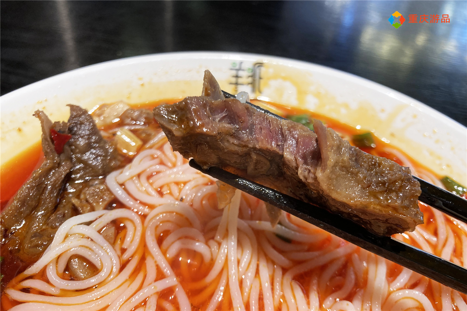 魅力渝中：重庆人忘不了的美食，是藏在山城羊肉馆里的味道