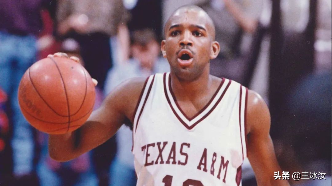 华邮的“美国日记”：1000位新冠死者的故事，他