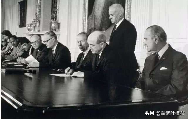 现代印度最大的未解之谜！步枪都造不好，为什