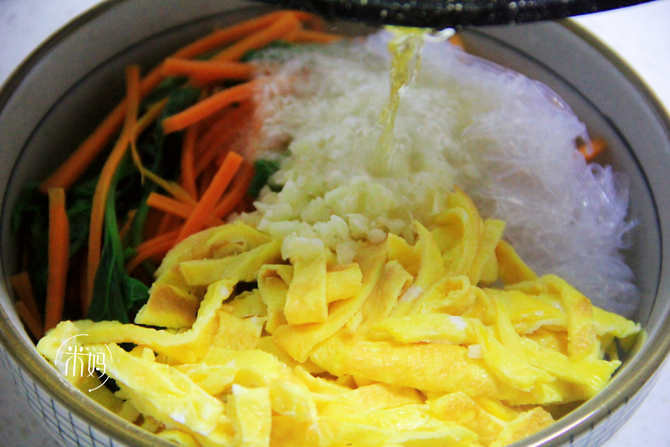 图片[9]-凉拌粉丝菠菜鸡蛋丝做法步骤图 鲜嫩营养足清新又开胃-起舞食谱网