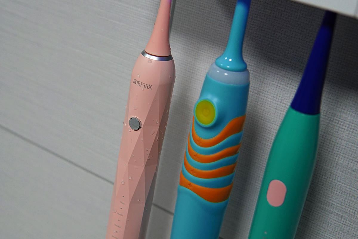 刷牙竟也有这么多学问，简评不伤牙的扉乐电动牙刷