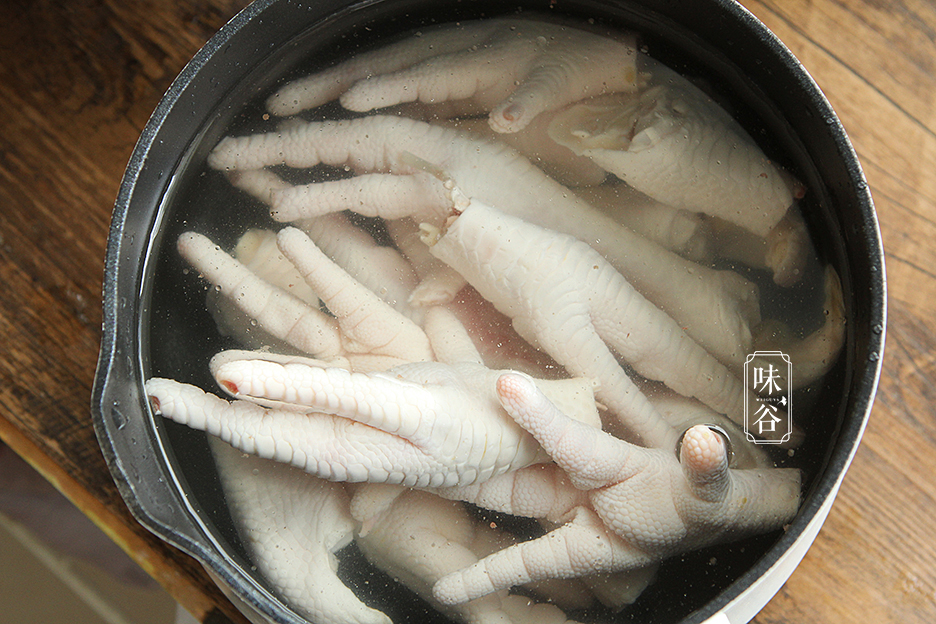 夏天遇到这瓜别手软，用来煲汤清润可口，皮肤水当当，比敷面膜强