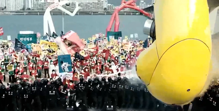 变异怪兽伤人，竟是甲醛害的？《汉江怪物》揭