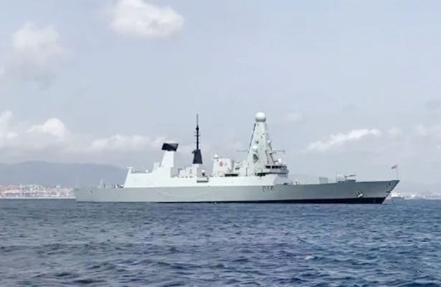 德国军舰临抵南海，航行前向北京提出申请，美