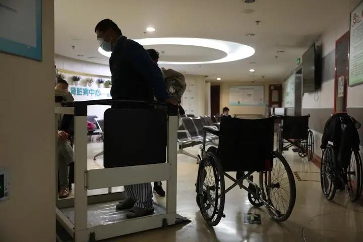 我有一事，生死与之！杭州36岁男子红着眼笑了：我不悲情，我得活着努力赚够500万