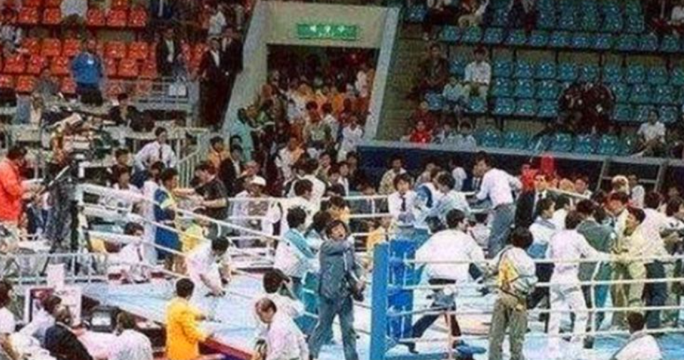 东京奥运会上的丑陋一幕，让过去那些奥运“糟心事”，又浮现了