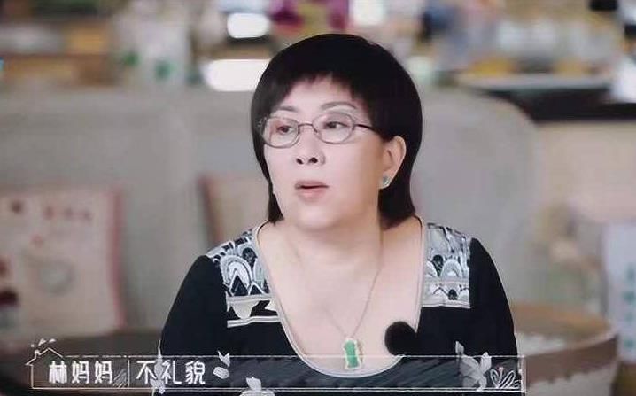 陈若仪穿短裤被婆婆嫌弃，麦迪娜婆婆的谈话好窒息，真不容易啊
