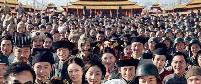 横店20万临时演员现状：光棍的世界，懒汉的天堂