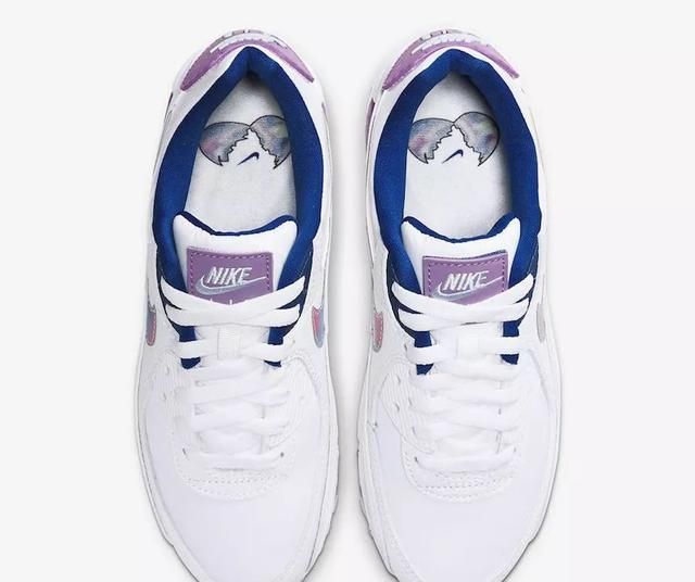 反光版本Yeezy700将于2月底发售，Nike Airmax90复活节