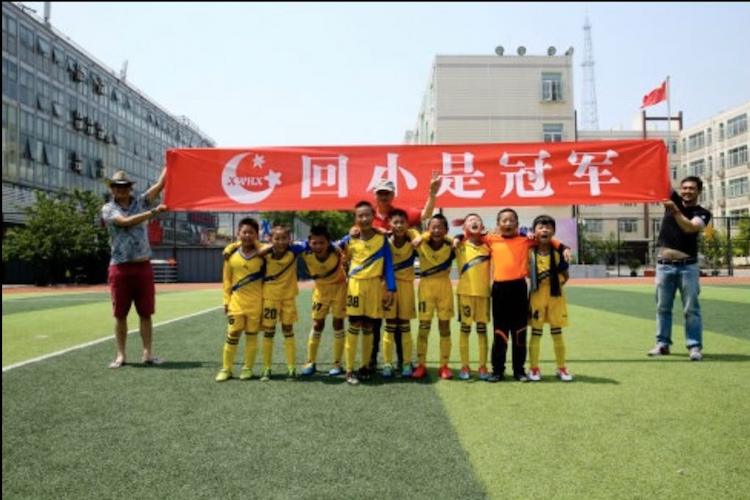 记录中国踢球的未来-北京回民小学球探报告