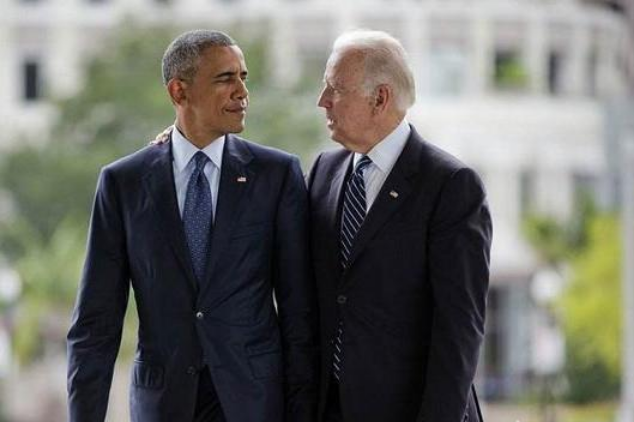 特朗普最担心的事发生，支持率落后8个百分点，