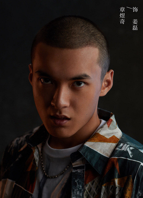 缉毒大剧《冰雨火》，王一博和陈晓负责颜值，