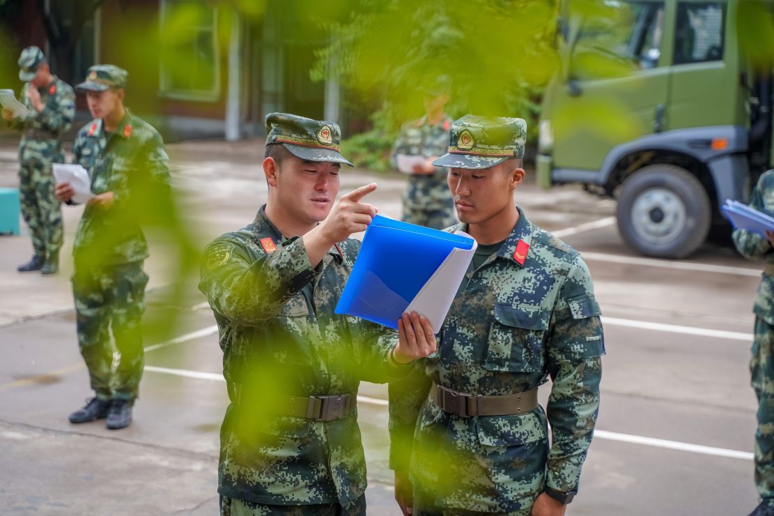 �侯<a href=http://www.cngansu.cn/news/ target=_blank class=infotextkey>����</a>����֧�ӣ����鼾�������ղ��ģ��������ҳ�