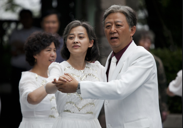 《父母爱情》：一生傲娇却幸福的安老师，生命