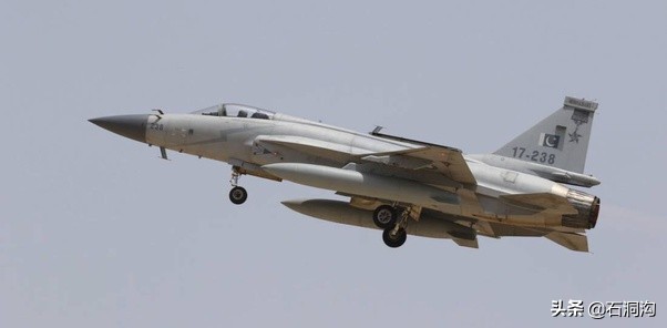 这么多年巴基斯坦出售了多少架JF-17？
